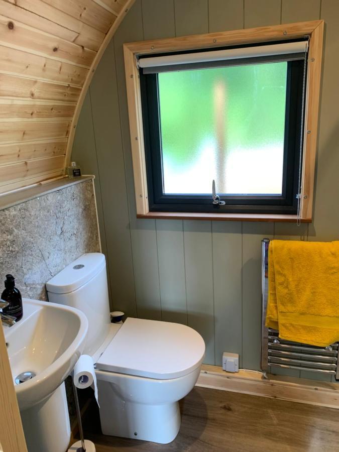 Villa Red Squirrel Pod With Hot Tub Oban Esterno foto