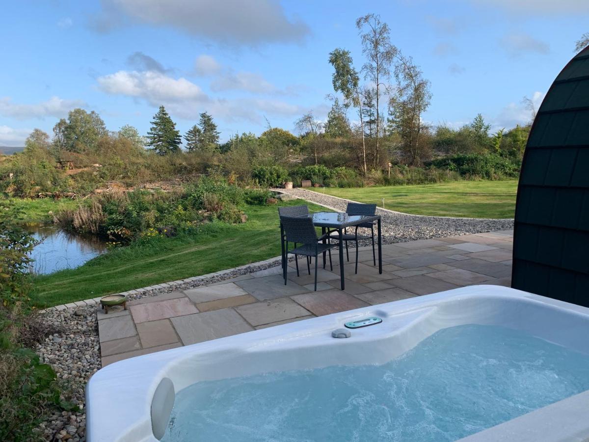 Villa Red Squirrel Pod With Hot Tub Oban Esterno foto