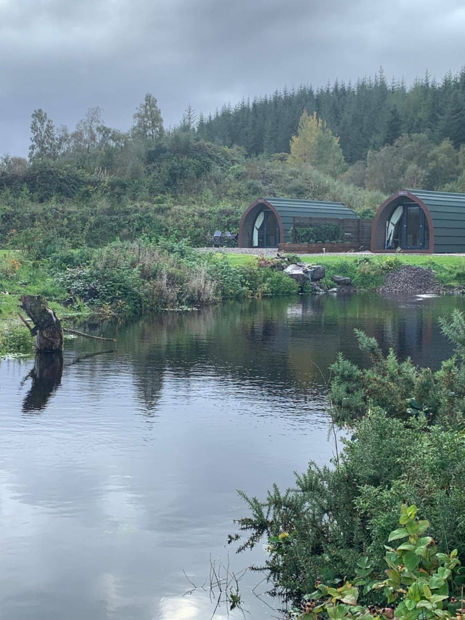 Villa Red Squirrel Pod With Hot Tub Oban Esterno foto