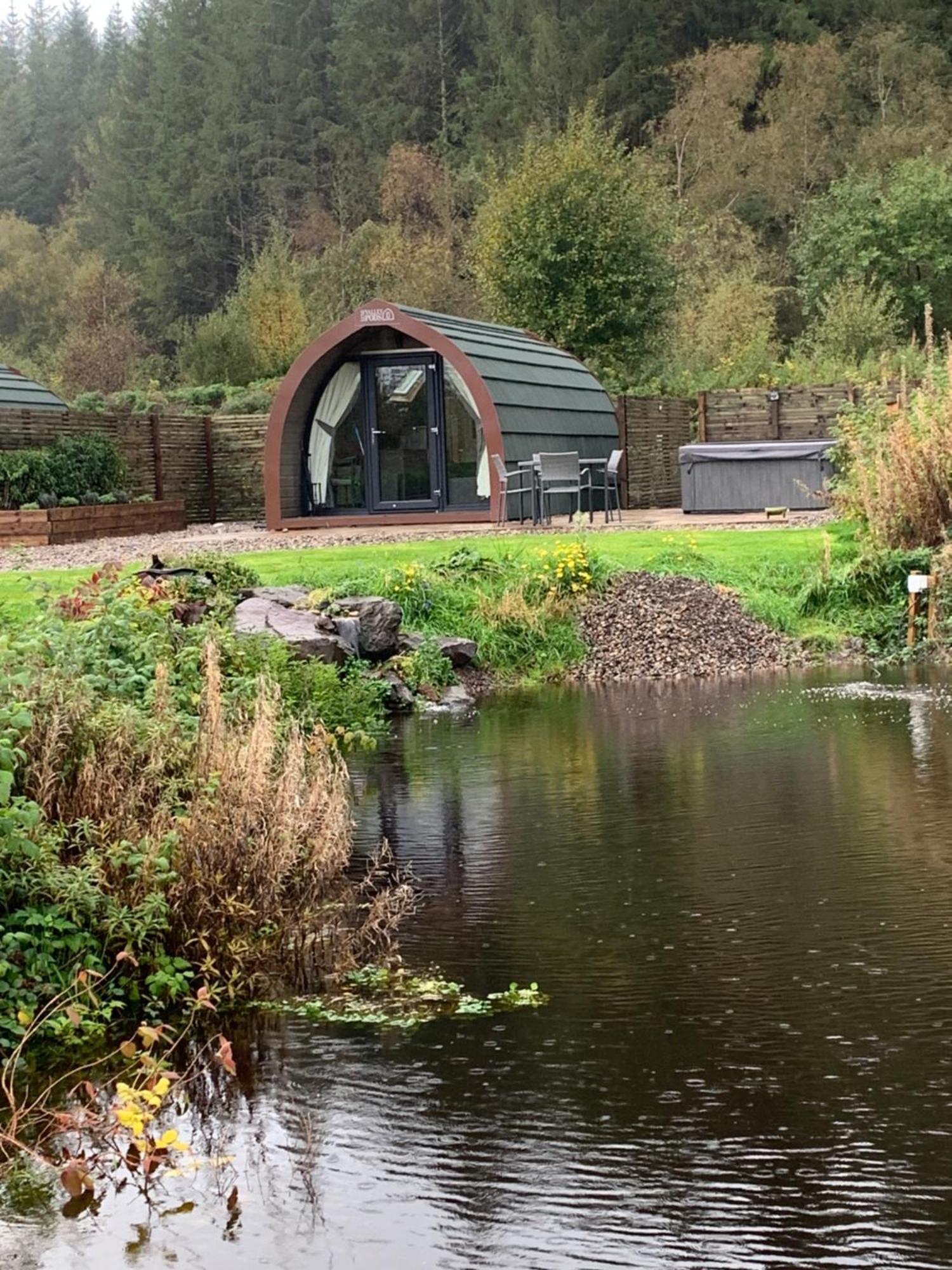 Villa Red Squirrel Pod With Hot Tub Oban Esterno foto