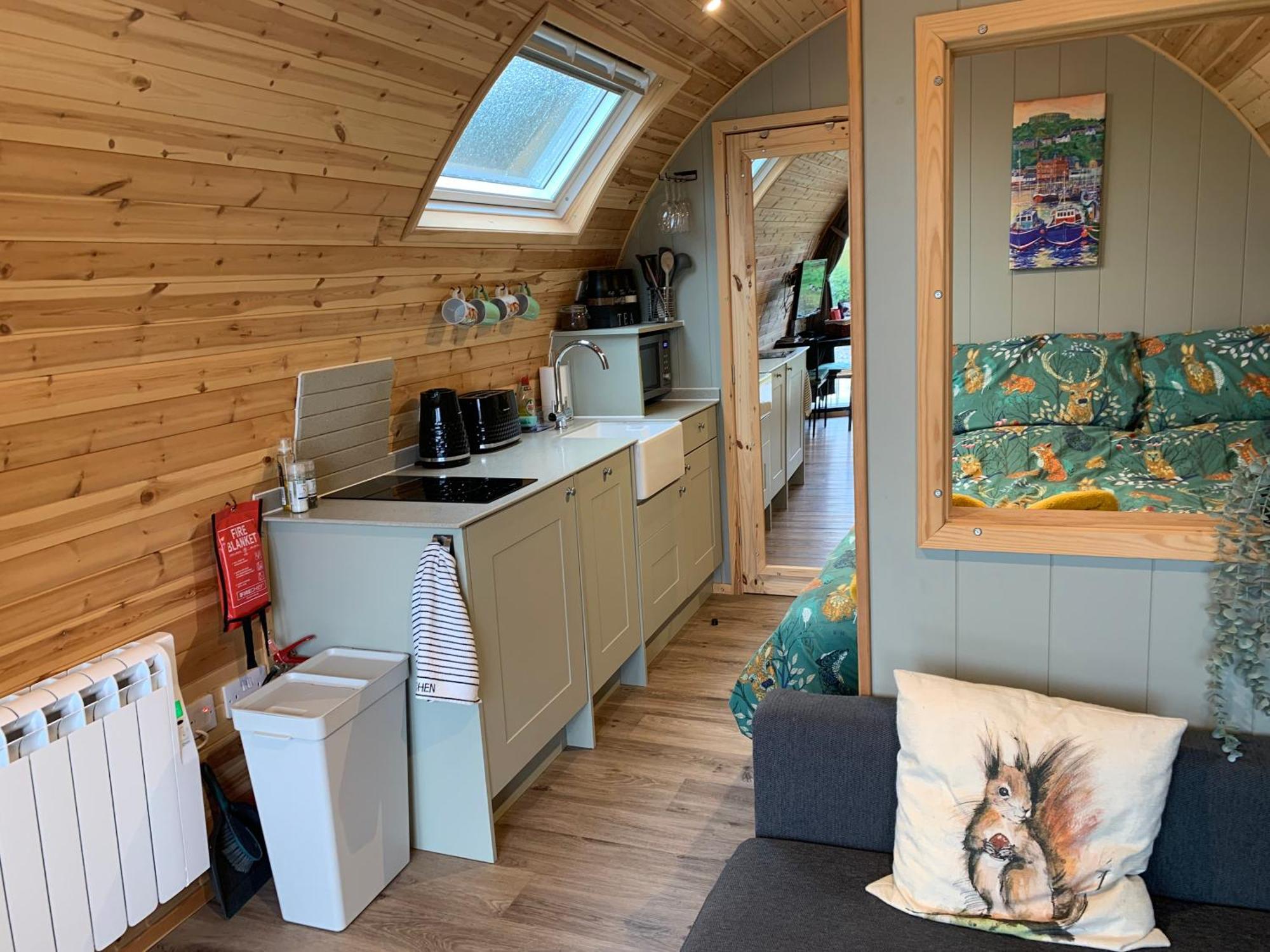 Villa Red Squirrel Pod With Hot Tub Oban Esterno foto